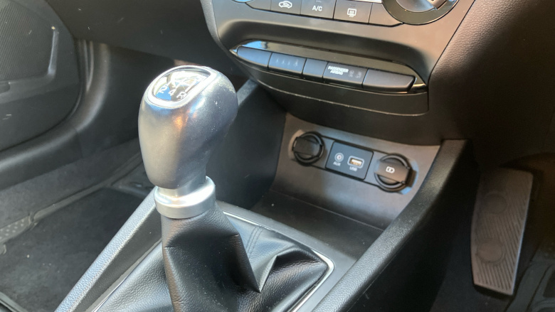Hyundai i20 1.2 MPi Play 5dr Petrol Hatchback